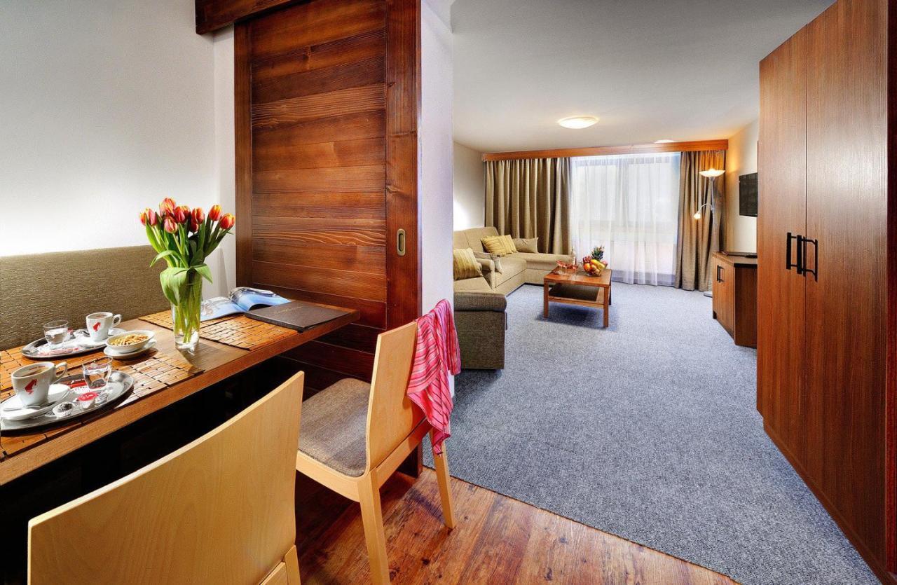 טאלה Hotel Srdiecko מראה חיצוני תמונה